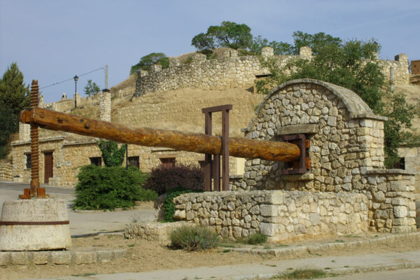 bodegas-y-castillo-(34)